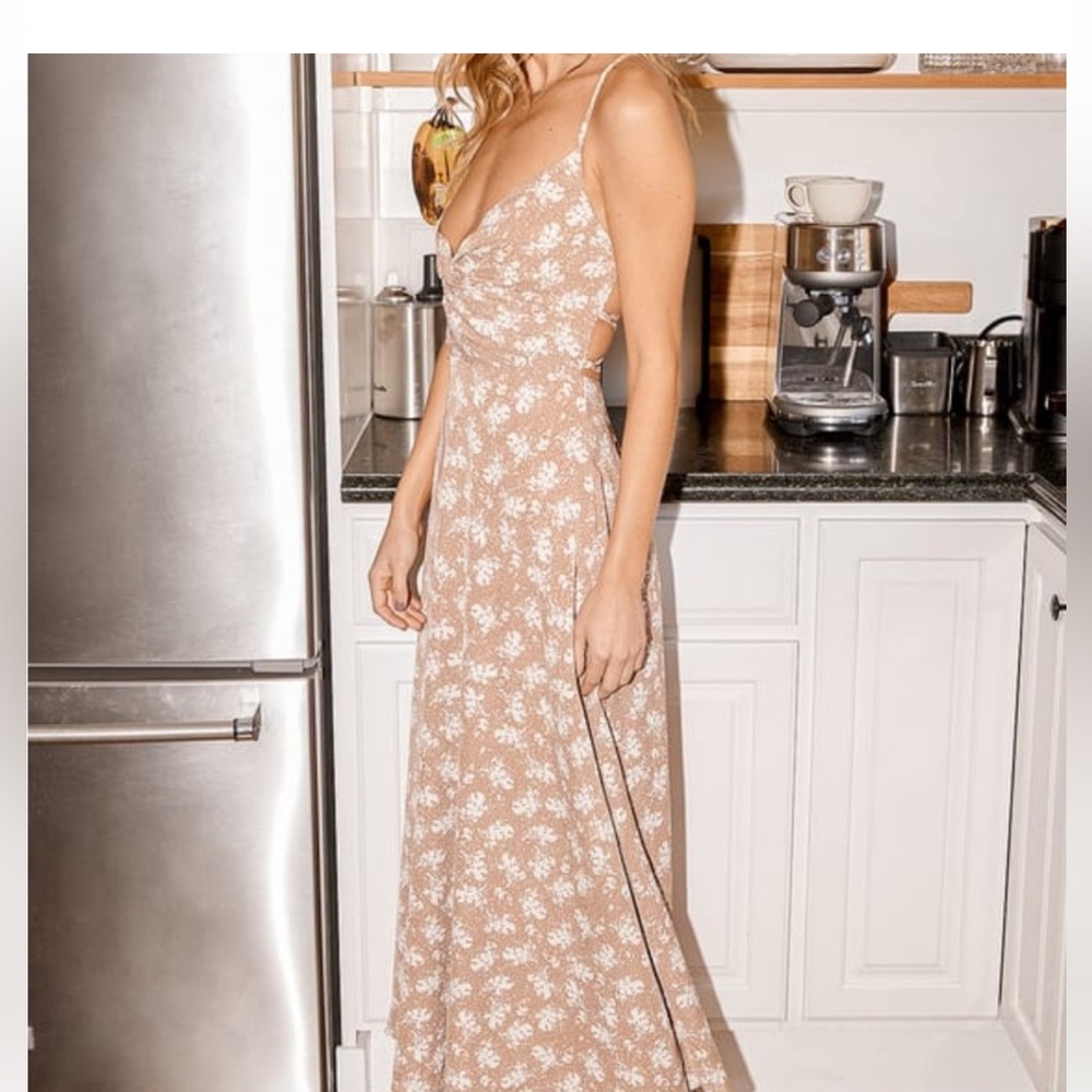Lulu's Floral Tan Maxi Dress